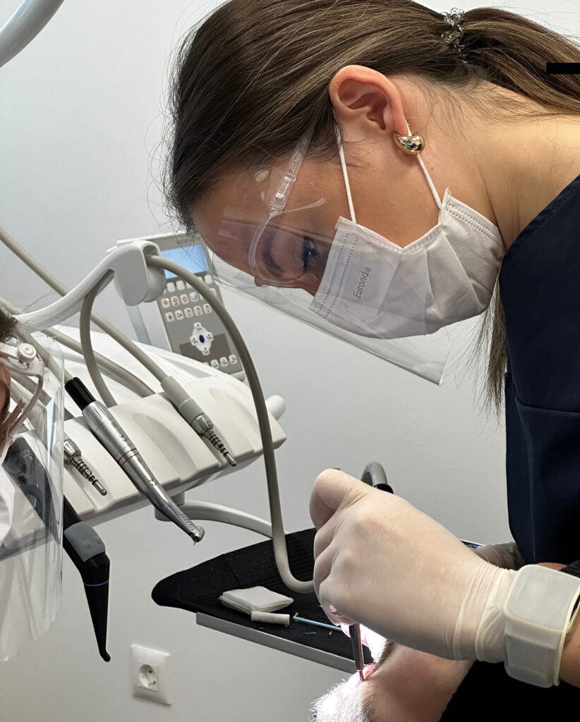 Most, proteza ili implantat – što je najbolje rješenje za vas?